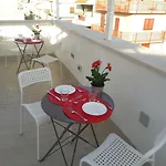 Alma Nua 테라시니