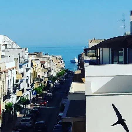 Bed & Breakfast Alma Nua Terrasini