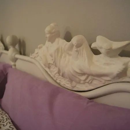 Alma Nua Bed & Breakfast 3*